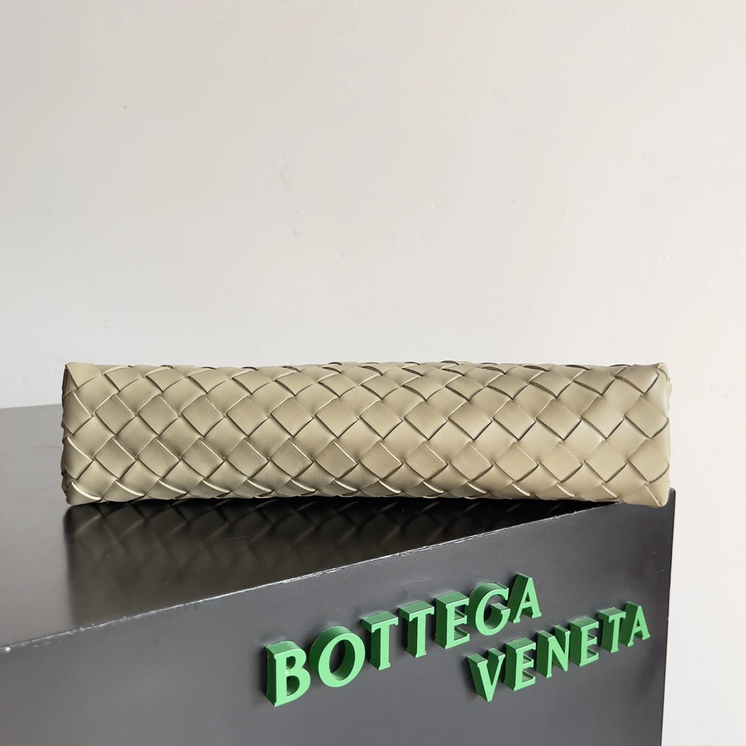 Bottega Veneta Clutch Bags EyeCatching 67761