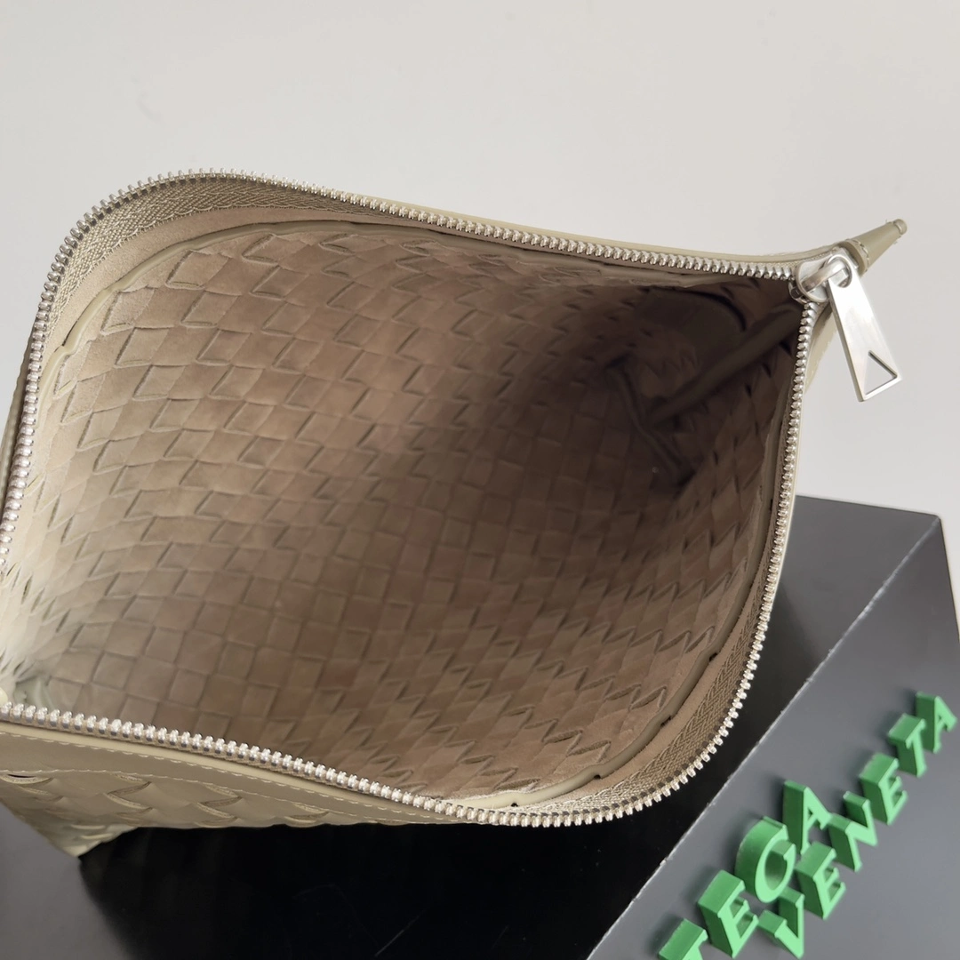 Bottega Veneta Clutch Bags EyeCatching 67761