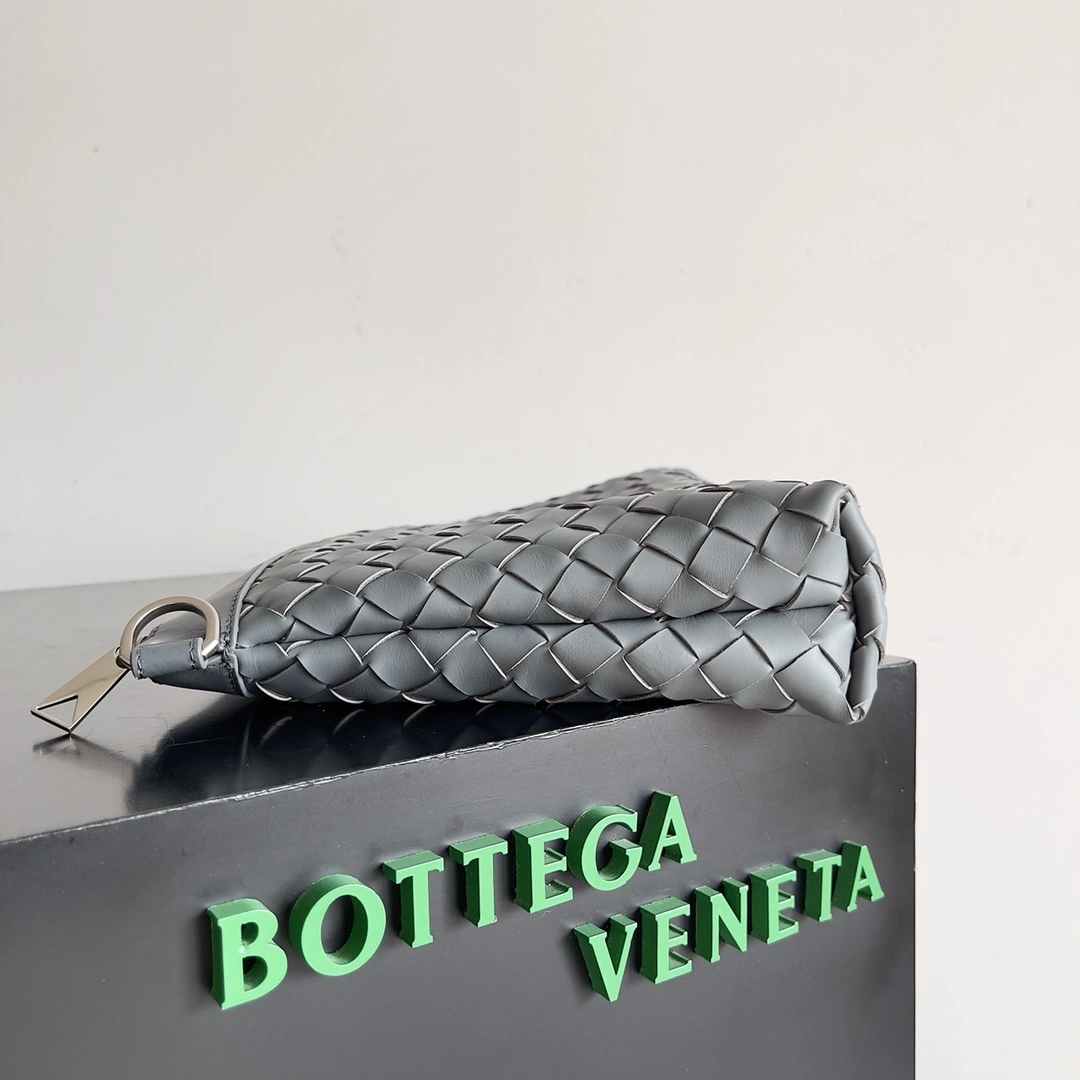 Snug Bottega Veneta Clutch Bags 67759