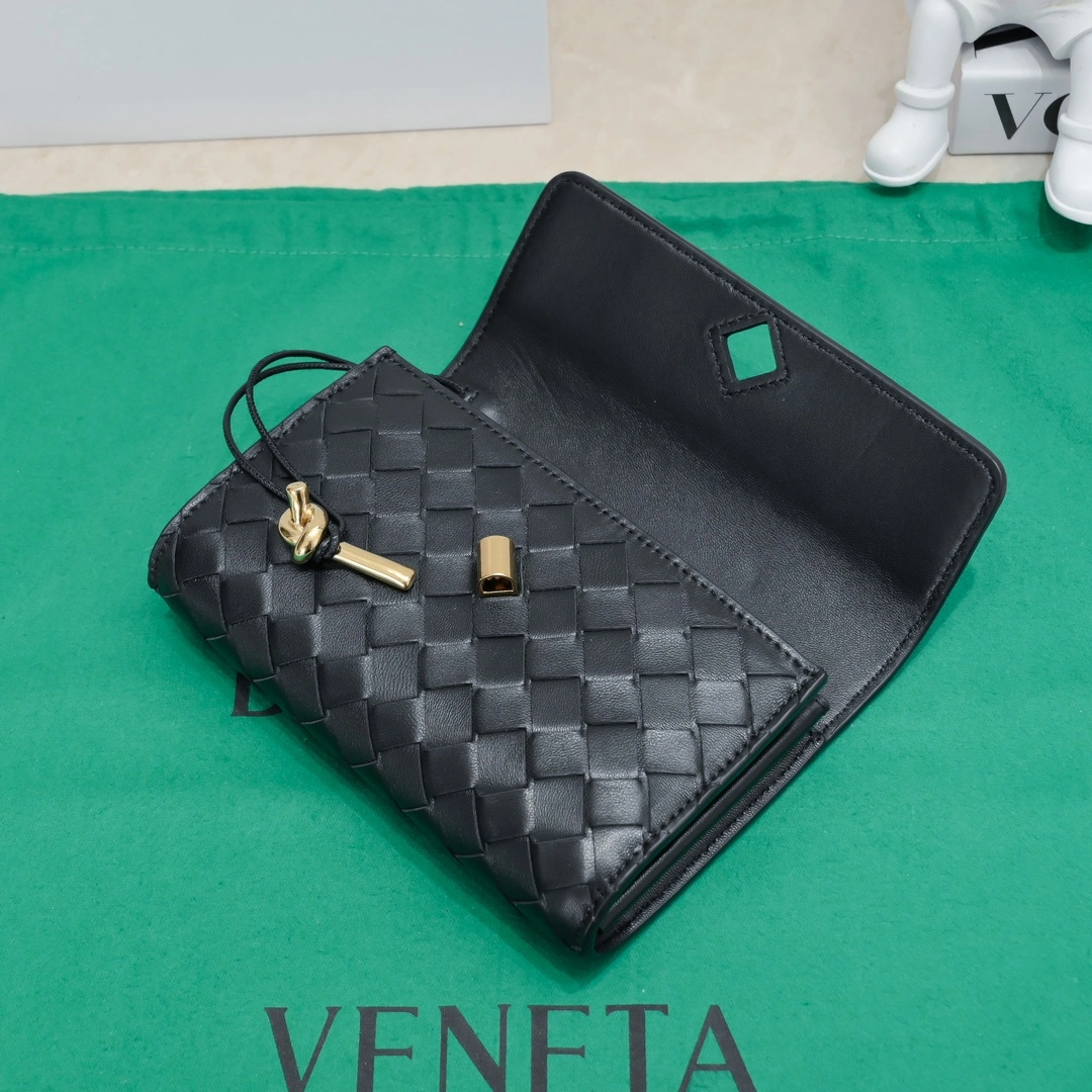 AllSeason Bottega Veneta Clutch Bags 67751