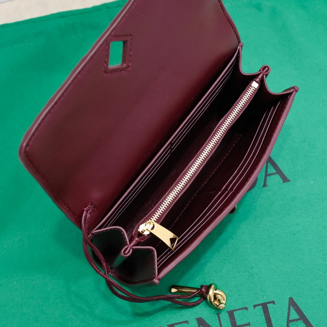 Bottega Veneta Clutch Bags TravelReady 67747