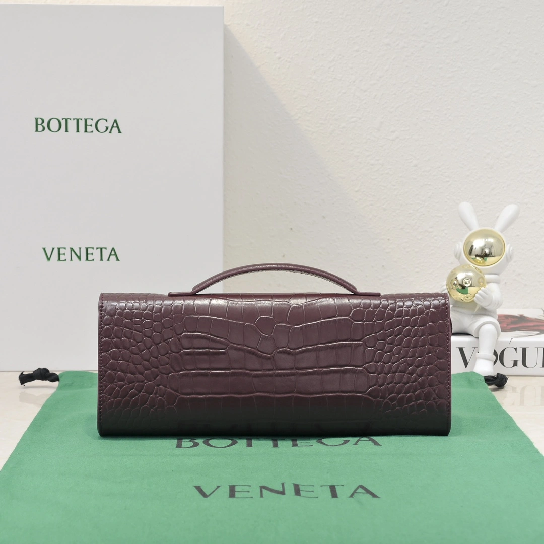 Breathable Bottega Veneta Clutch Bags 67742