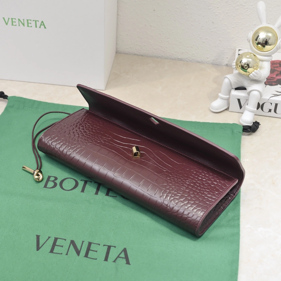 Breathable Bottega Veneta Clutch Bags 67742