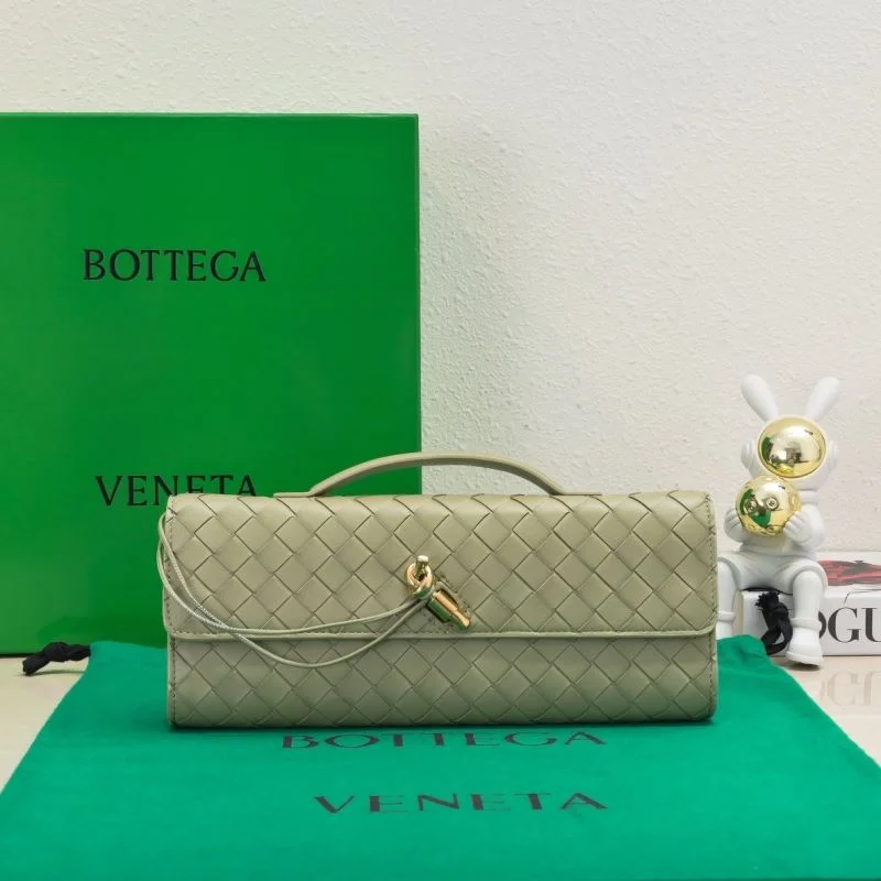 Bottega Veneta Clutch Bags Breathable 51931