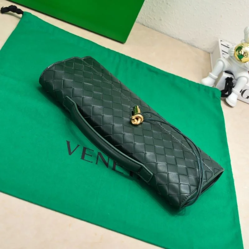 Attractive Bottega Veneta Clutch Bags 51932