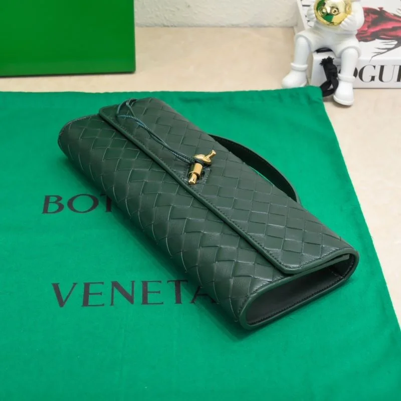 Attractive Bottega Veneta Clutch Bags 51932