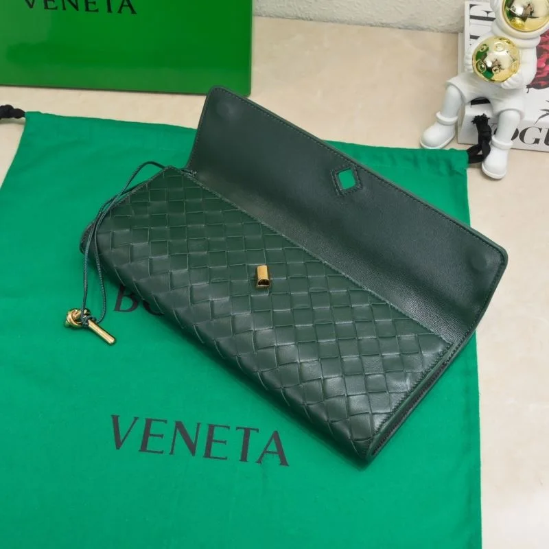 Attractive Bottega Veneta Clutch Bags 51932