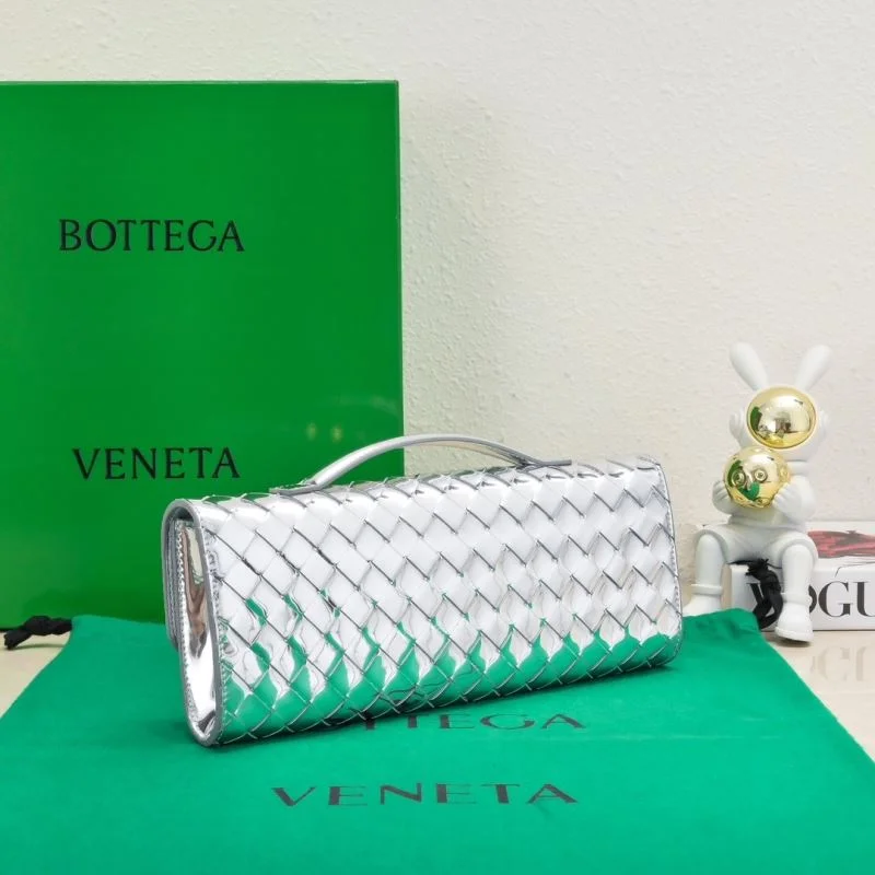 Bottega Veneta Clutch Bags Comfortable 51930