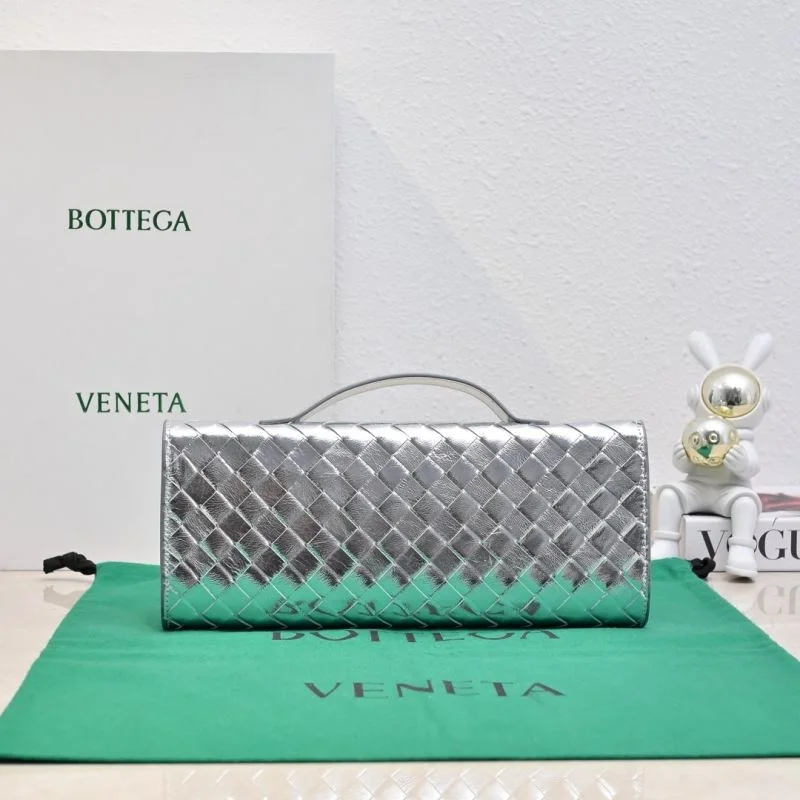 Bottega Veneta Clutch Bags ModernLook 51935