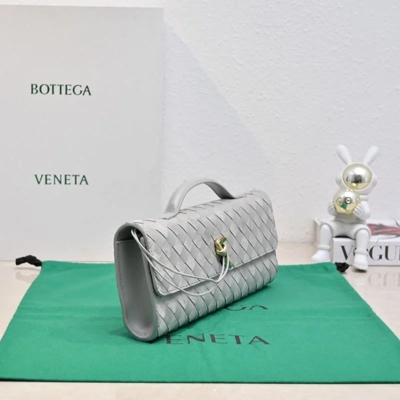 Bottega Veneta Clutch Bags GoAnywhere 51921