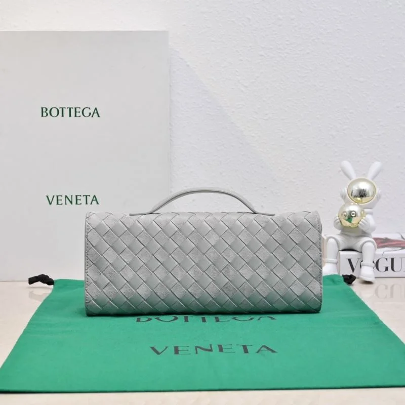 Bottega Veneta Clutch Bags GoAnywhere 51921