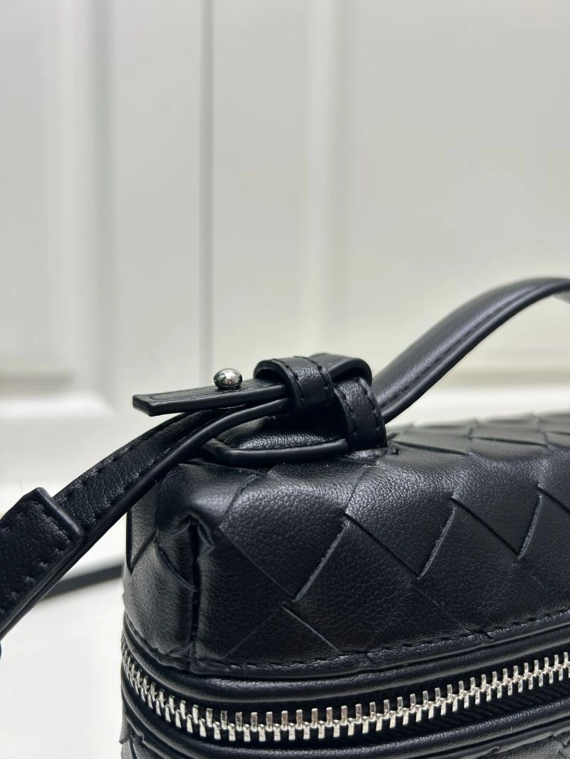 Minimalist Bottega Veneta Cosmetic Bags 84742