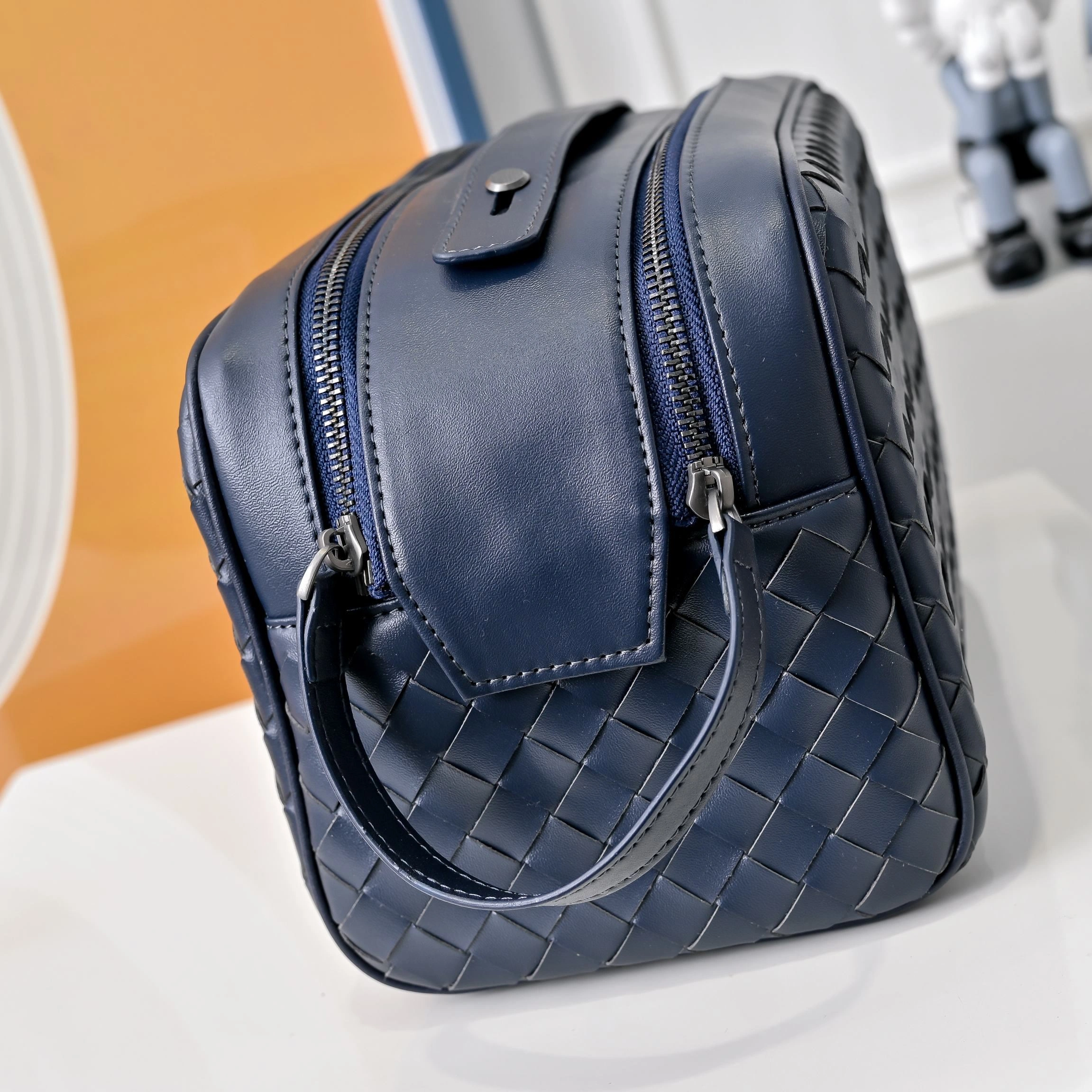 Bottega Veneta Cosmetic Bags Trendy 93362