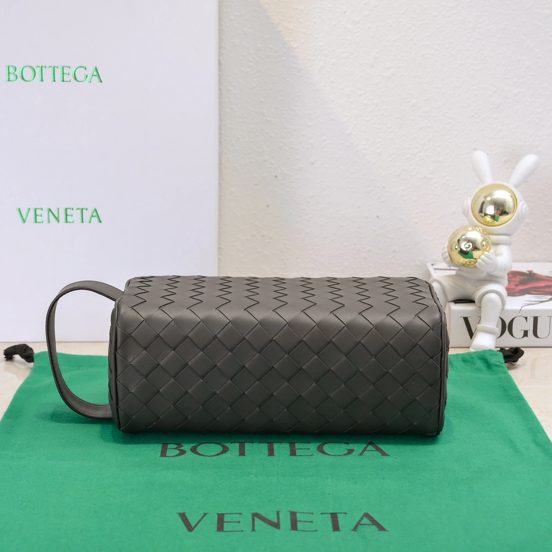 Bottega Veneta Cosmetic Bags Durable 67744
