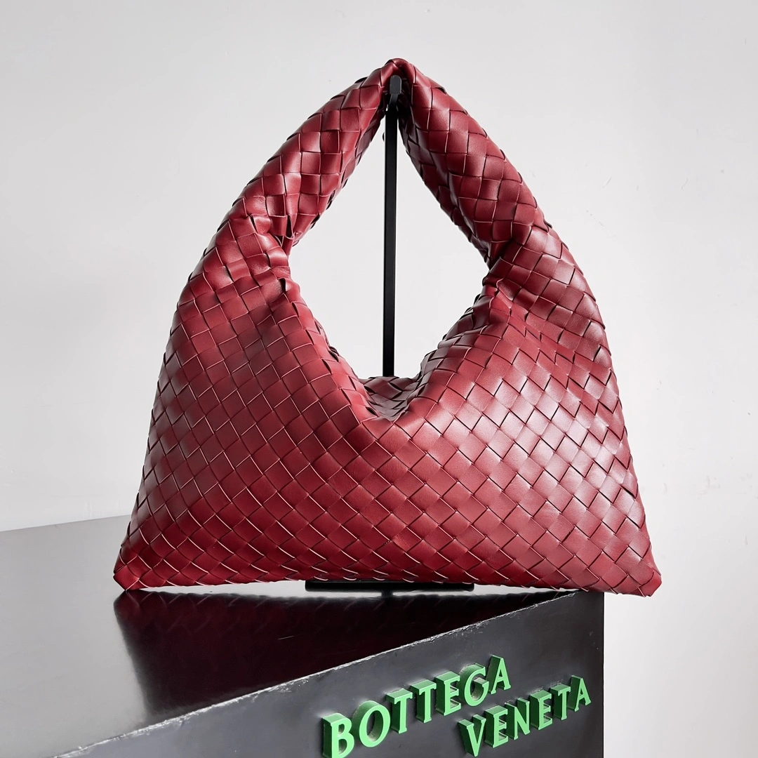 Bottega Veneta Cosmetic Bags Reliable 67735
