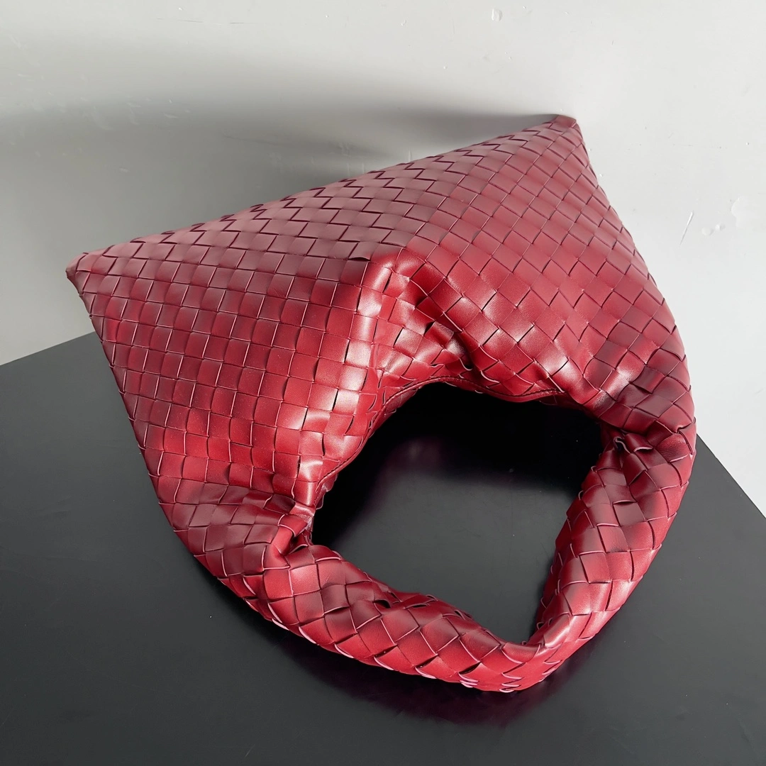 Bottega Veneta Cosmetic Bags Reliable 67735