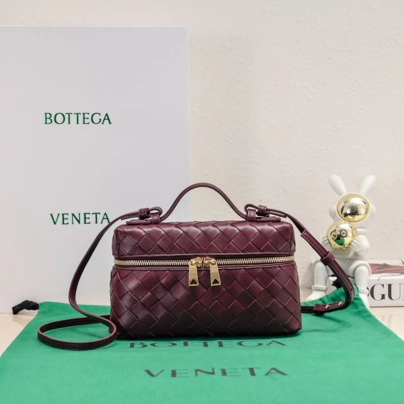 Bottega Veneta Cosmetic Bags Practical 51929