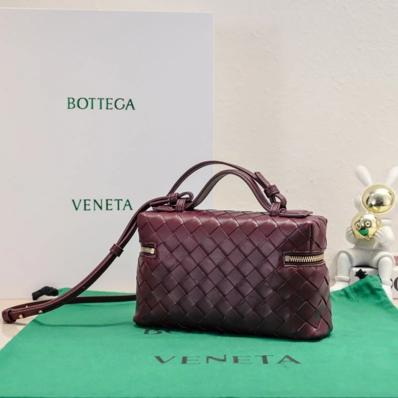 Bottega Veneta Cosmetic Bags Practical 51929