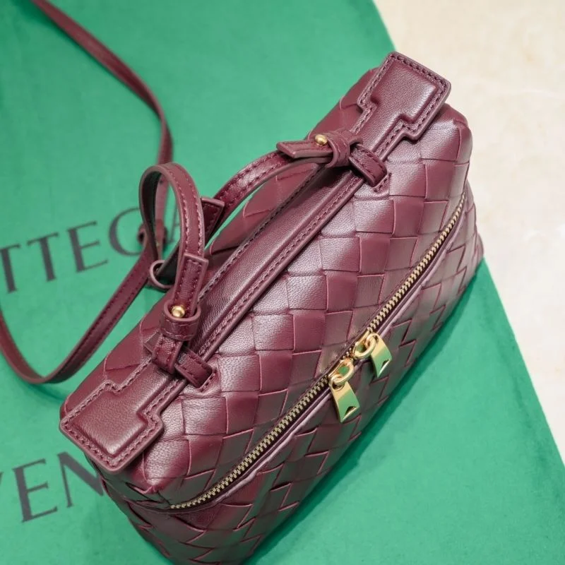 Bottega Veneta Cosmetic Bags Practical 51929