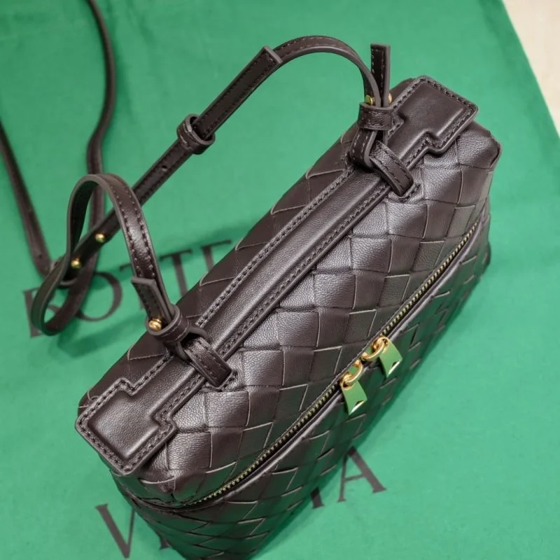 Original Bottega Veneta Cosmetic Bags 51917