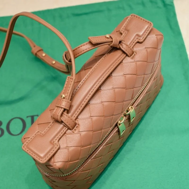 Affordable Bottega Veneta Cosmetic Bags 51919
