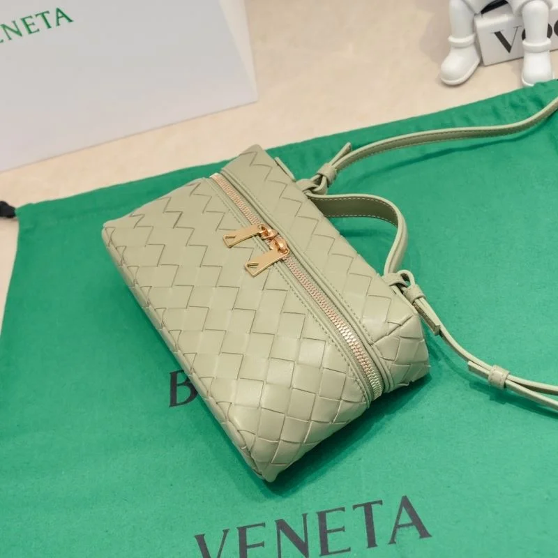 UrbanStyle Bottega Veneta Cosmetic Bags 51924