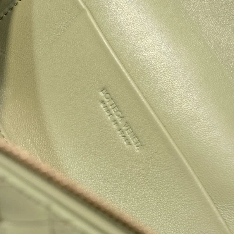 UrbanStyle Bottega Veneta Cosmetic Bags 51924