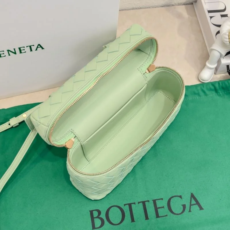 FlexibleFit Bottega Veneta Cosmetic Bags 51914