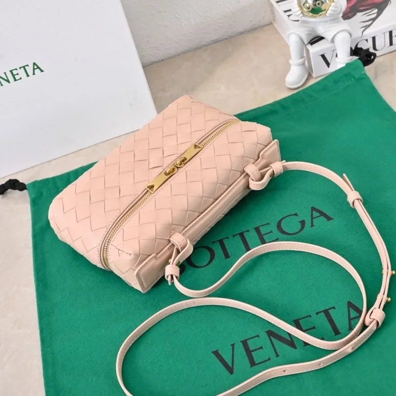 Bottega Veneta Cosmetic Bags SunProtective 51916