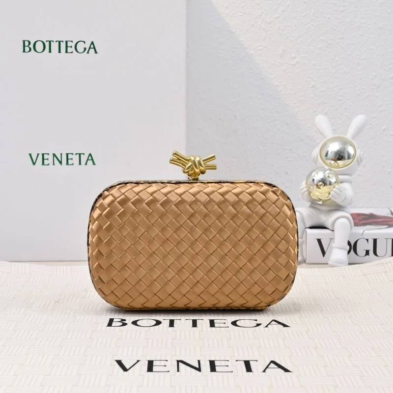 GoAnywhere Bottega Veneta Cosmetic Bags 51909