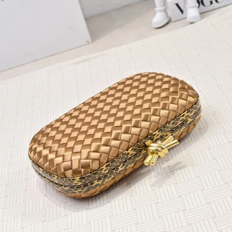 GoAnywhere Bottega Veneta Cosmetic Bags 51909