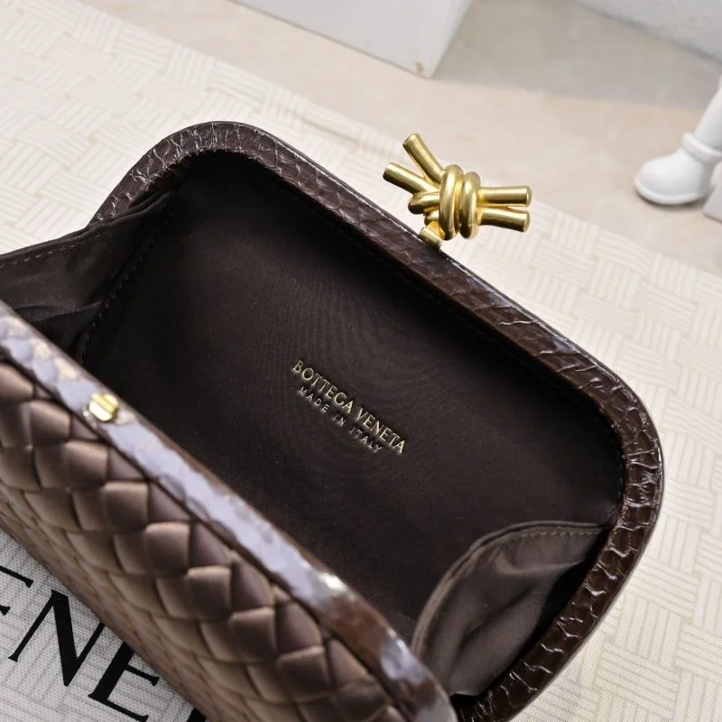 WaterResistant Bottega Veneta Cosmetic Bags 51906