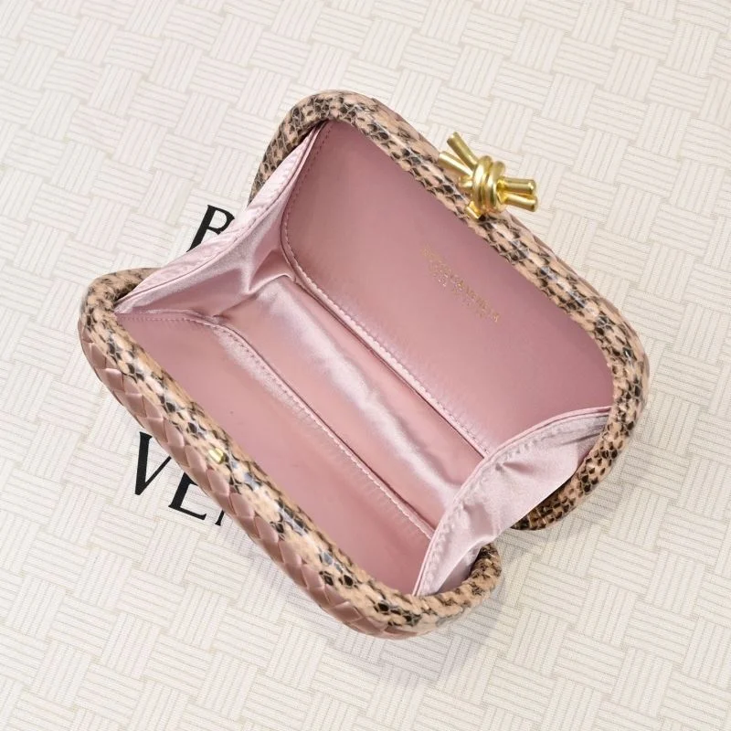 Bottega Veneta Cosmetic Bags Durable 51904