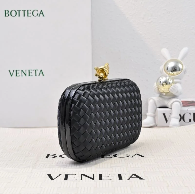 Bottega Veneta Cosmetic Bags Stretchable 51895
