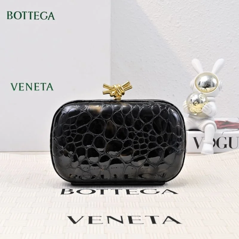 Bottega Veneta Cosmetic Bags Sophisticated 51891