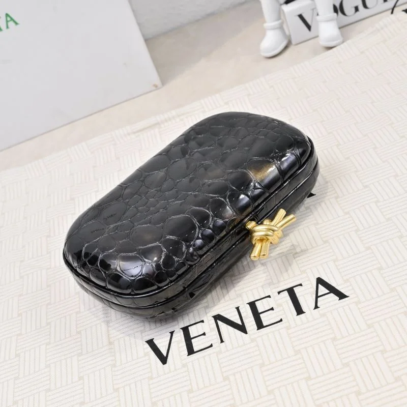 Bottega Veneta Cosmetic Bags Sophisticated 51891