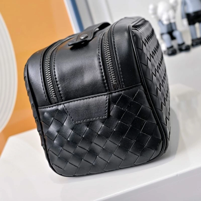 Sophisticated Bottega Veneta Cosmetic Bags 86536
