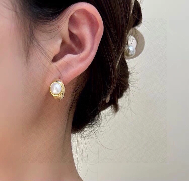 Bottega Veneta Earrings Resilient 215745