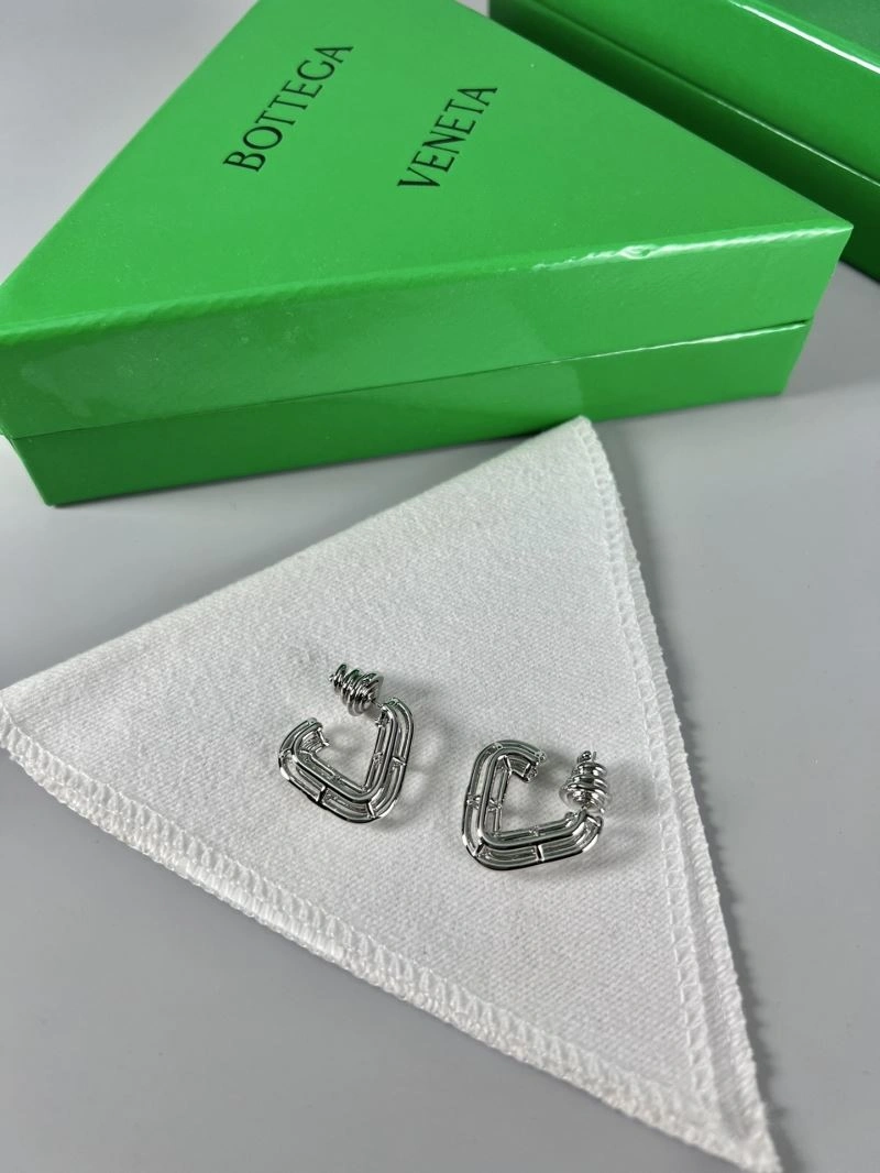 Bottega Veneta Earrings Sleek 212469