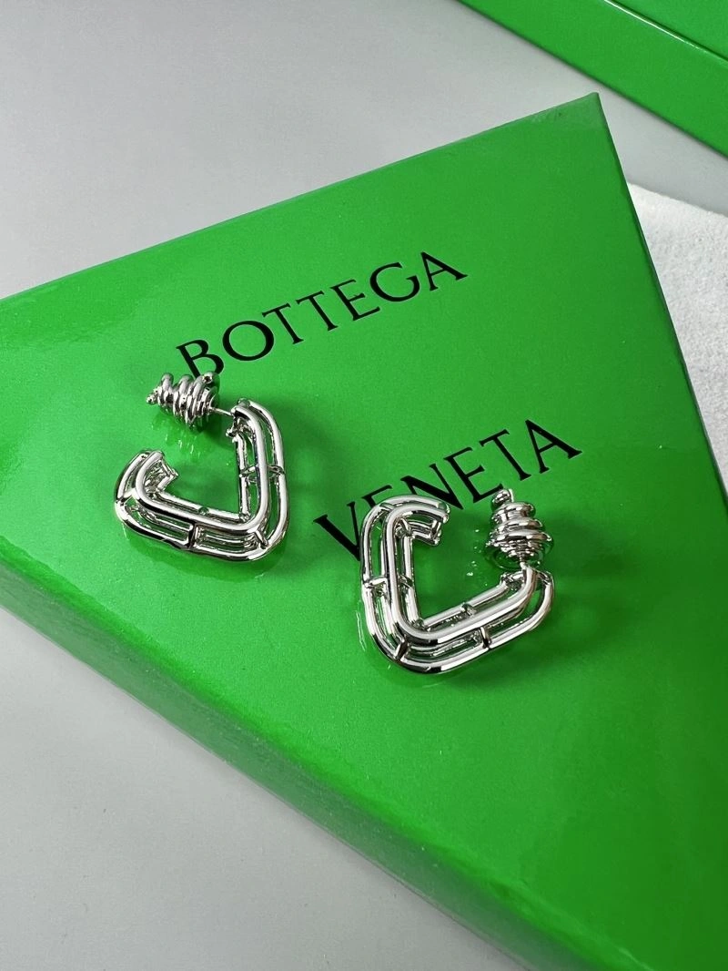 Bottega Veneta Earrings Sleek 212469