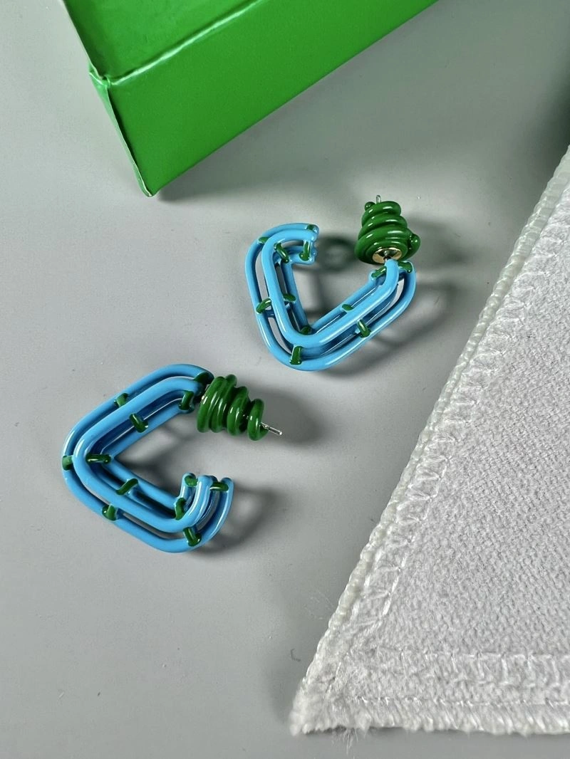 Bottega Veneta Earrings Sleek 212469