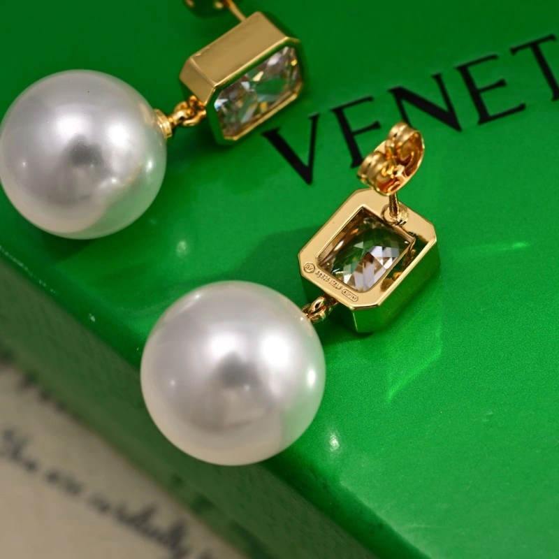 Bottega Veneta Earrings WaterResistant 208185