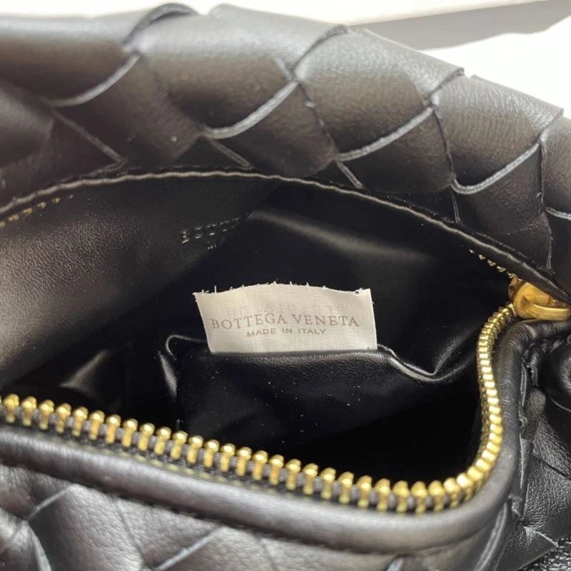 Bottega Veneta Hobo Bags WeatherProof 84738
