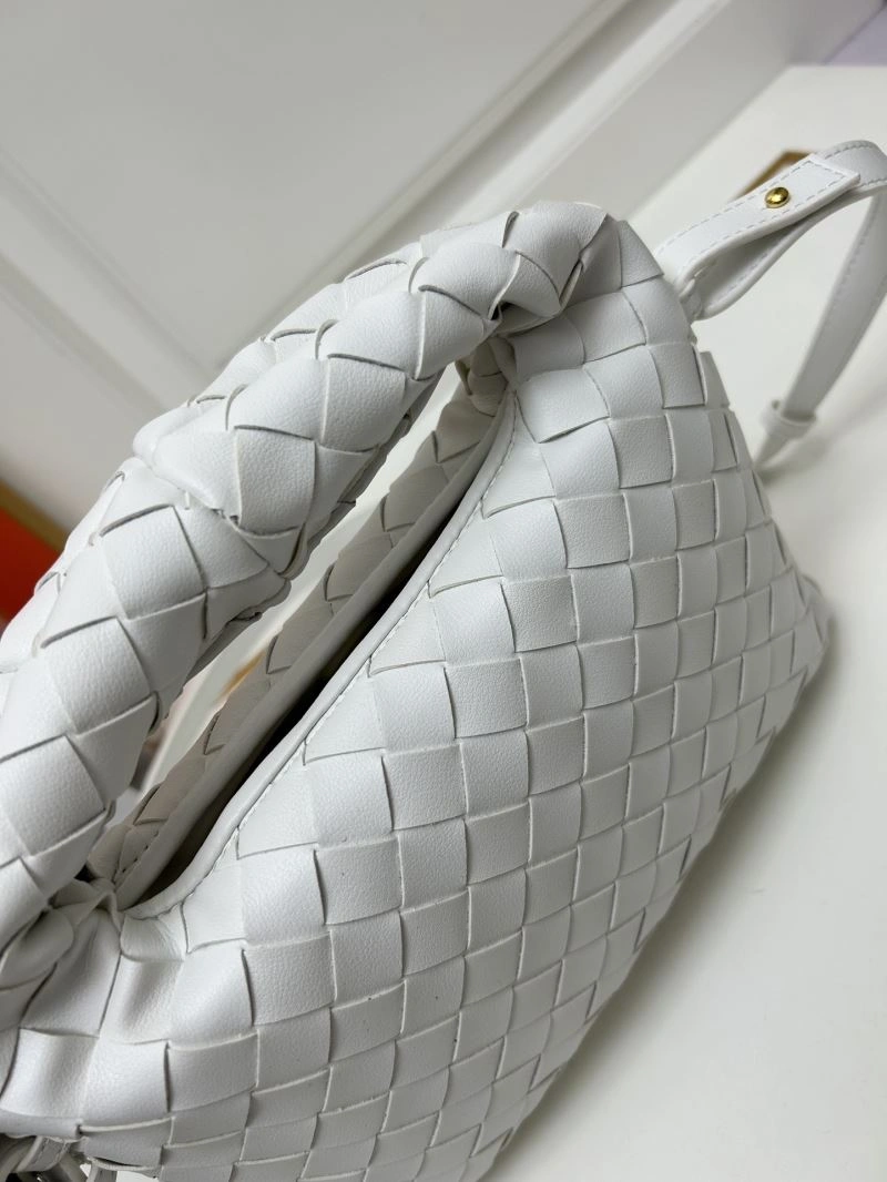 Trendy Bottega Veneta Hobo Bags 84740