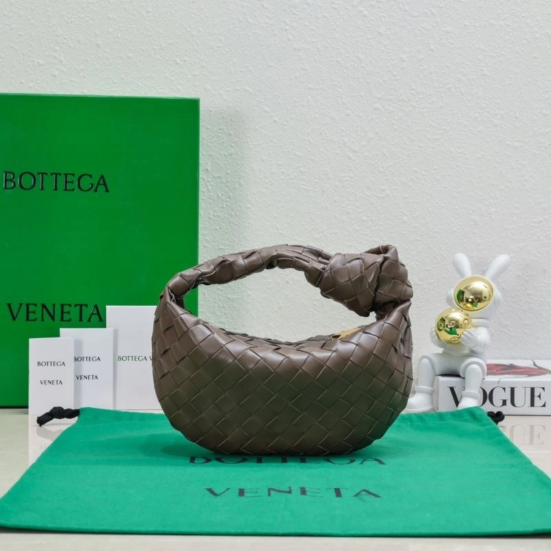 Sleek Bottega Veneta Hobo Bags 67895