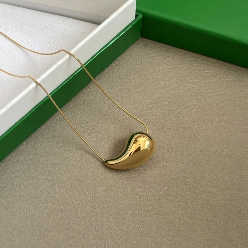 Flexible Bottega Veneta Necklaces 209438