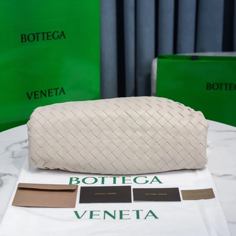 Bottega Veneta Pouch Clutch Bags EyeCatching 68113