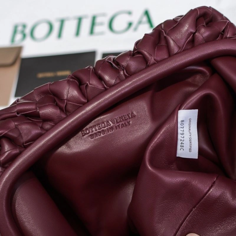 WrinkleFree Bottega Veneta Pouch Clutch Bags 68119