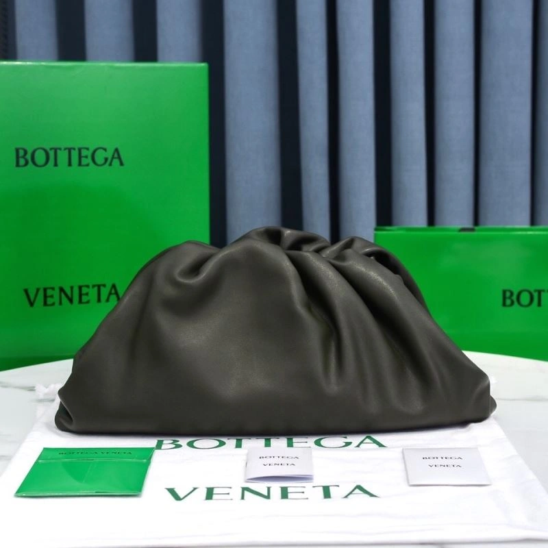 Bottega Veneta Pouch Clutch Bags Soft 68099