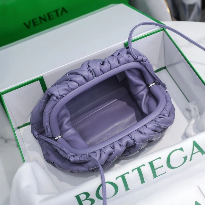 Vibrant Bottega Veneta Pouch Clutch Bags 68096
